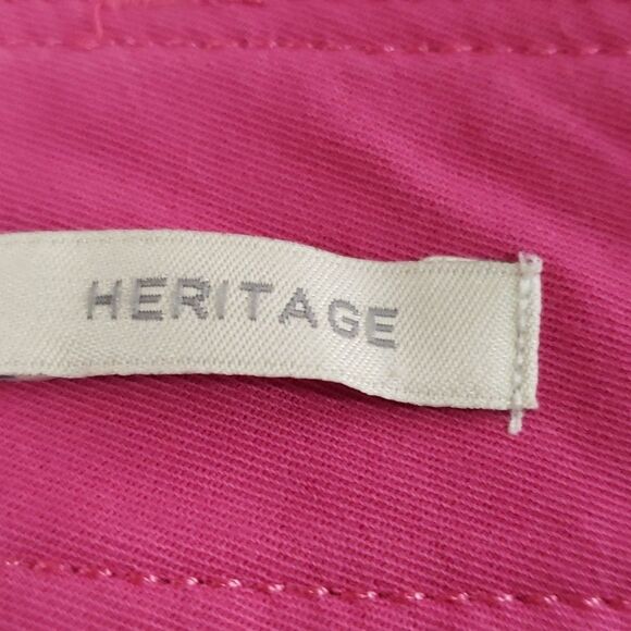 Talbots. Fushia Cropped Pants. High Rise with 2 Front Pockets. Size 4. - Picture 12 of 13